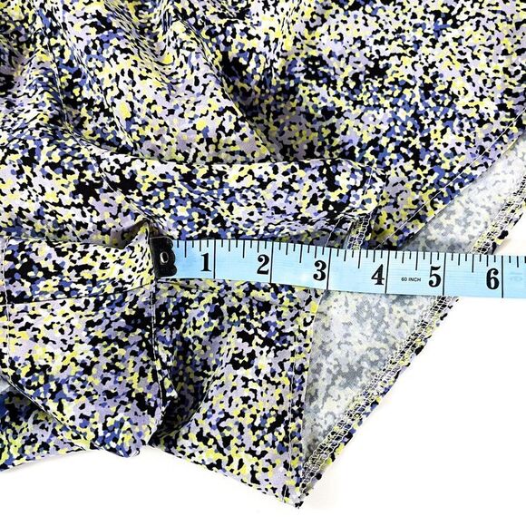 ASICS Women's Running / Workout Shorts 3in Inseam & Abstract Print Size L - Picture 8 of 8